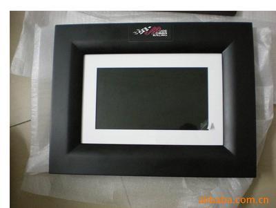 豎形數(shù)碼相框、豎放數(shù)碼相框、產(chǎn)品宣傳數(shù)碼相框廣告機(jī)