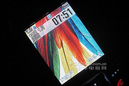 百萬(wàn)像+藍(lán)牙+卡擴(kuò)展 三星音樂手機(jī)X708逼近2K5